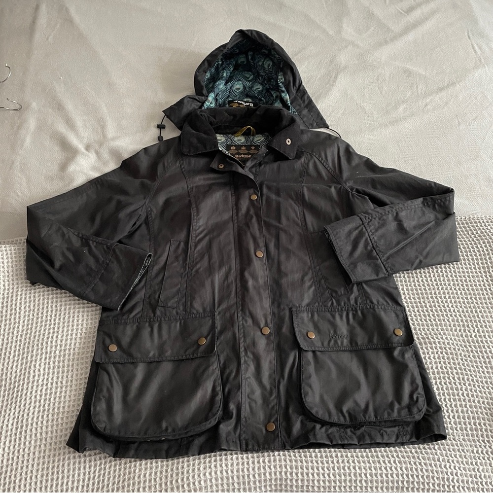 BARBOUR LIBERTY BEADNELL WAX COTTON HOODED JACKET, EUC. US 14 UK 18 - Picture 9 of 16